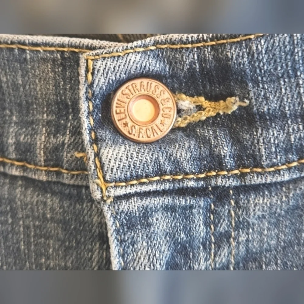 LEVI'S CURVY BOOT CUT JEANS SZ 33/16 S BLUE - Picture 6 of 10